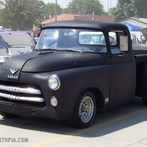 1954-1956 Dodge Vintage Trucks 1/2 + 3/4 Ton 6 cyl. Foot